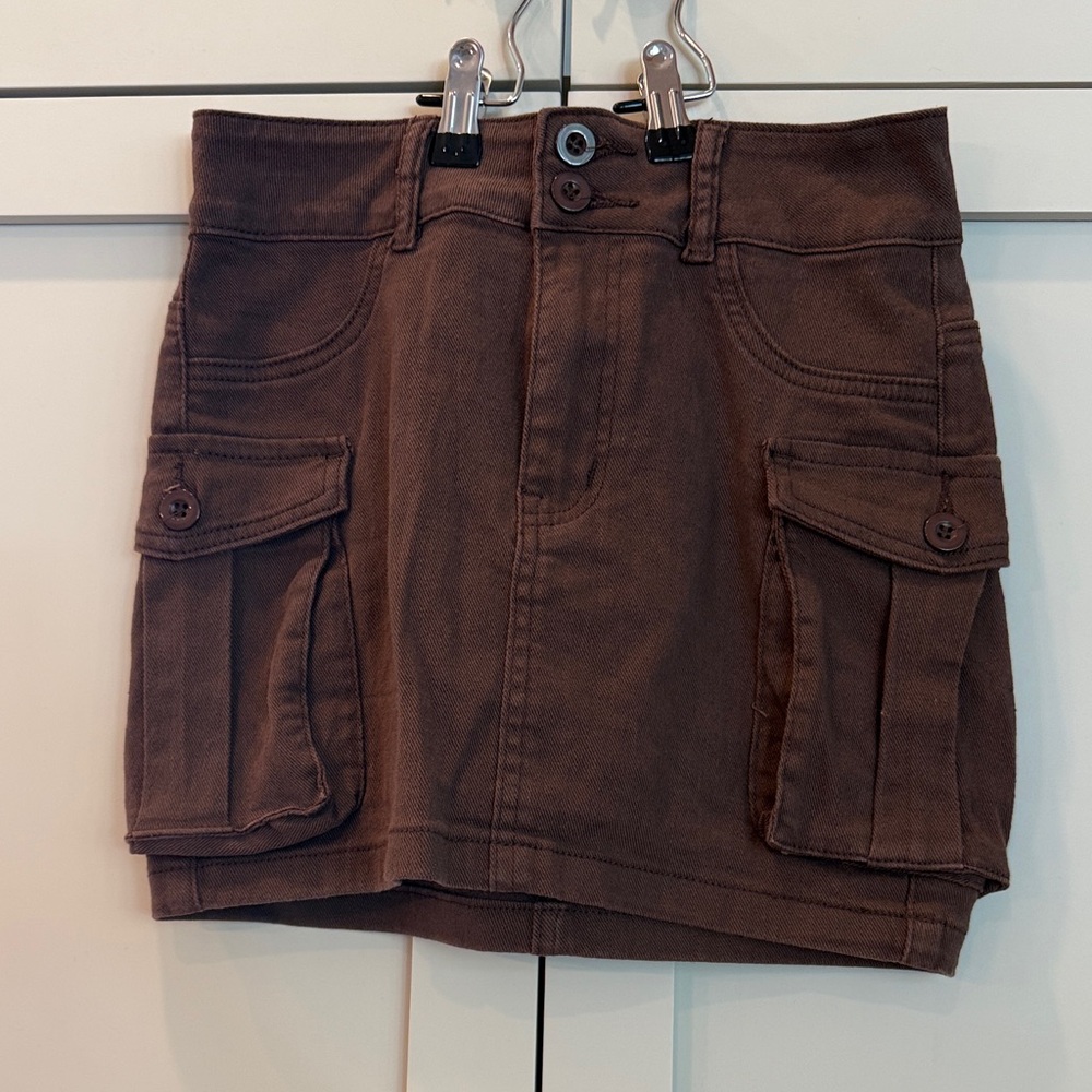 LILLUSORY Cargo Pocket Denim Mini Skirt in Chocolate